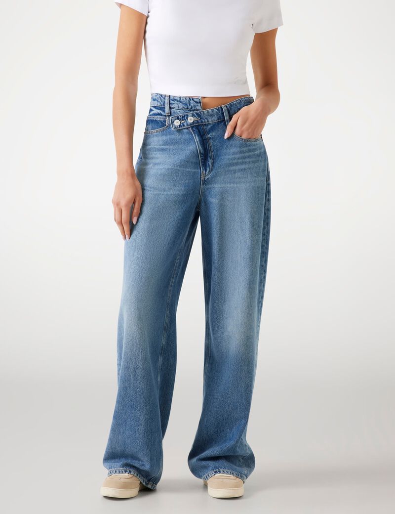 Mid-rise wide-leg jeans