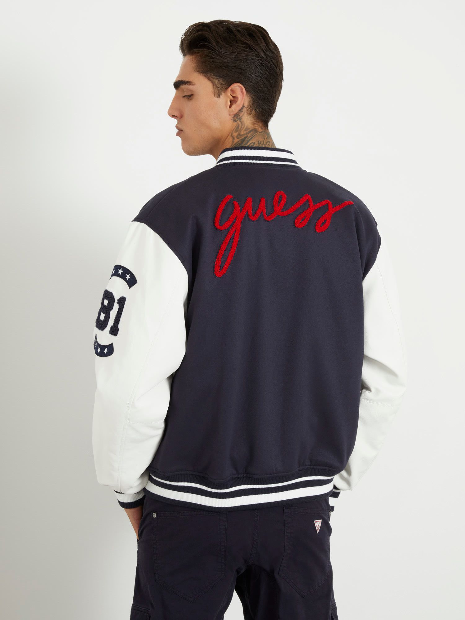 Guess jackets and coats shop