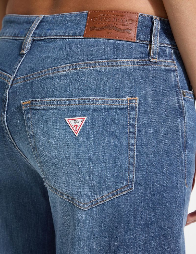 Boyfriend jeans
