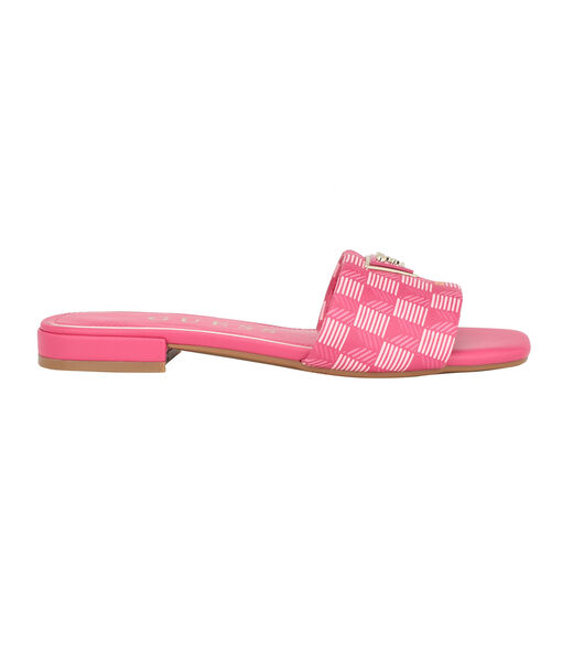 Tamed jet set flat sandals