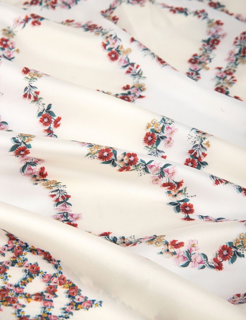 guess kefiah max scarf 130x130 cms