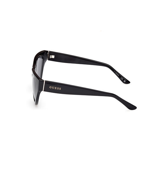 Cat-eye sunglasses