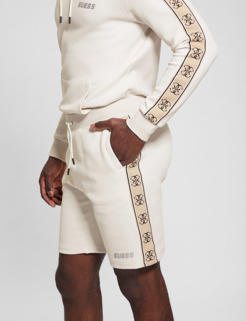 Side logo shorts