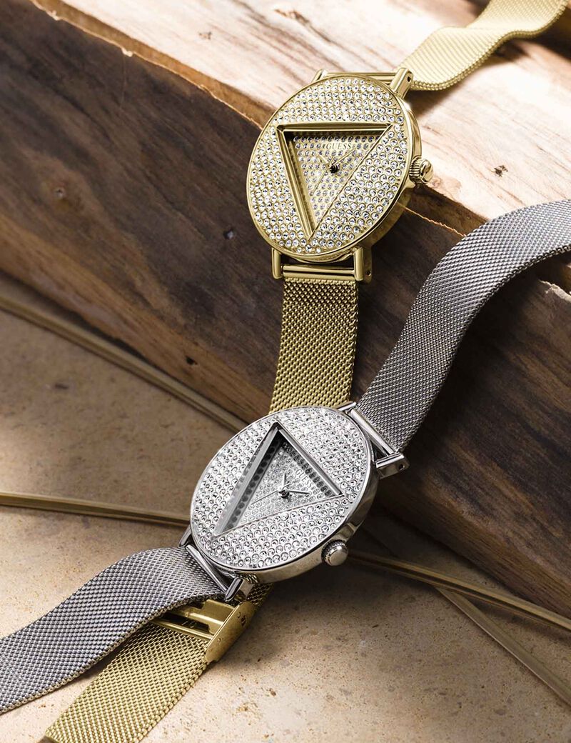 ساعة تناظرية شبكية ذهبية اللون