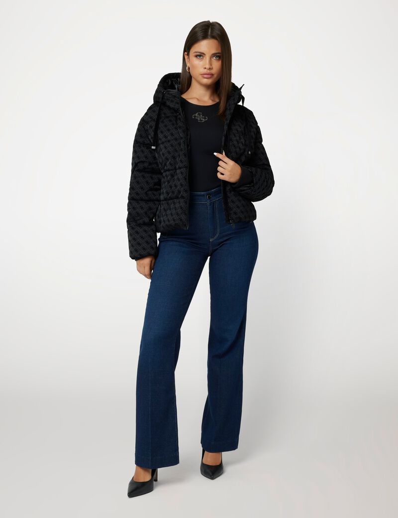 معطف بشعار 4G