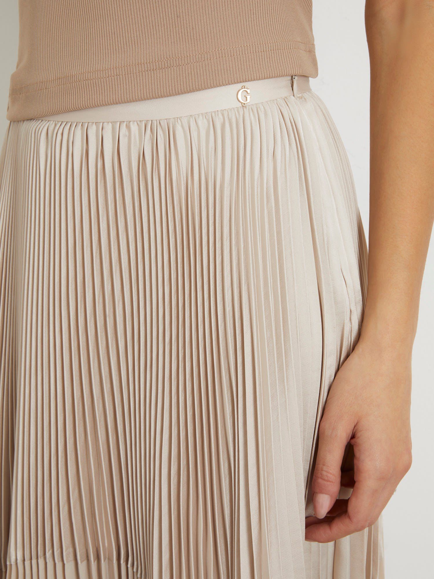 Guess green deals pleated skirt