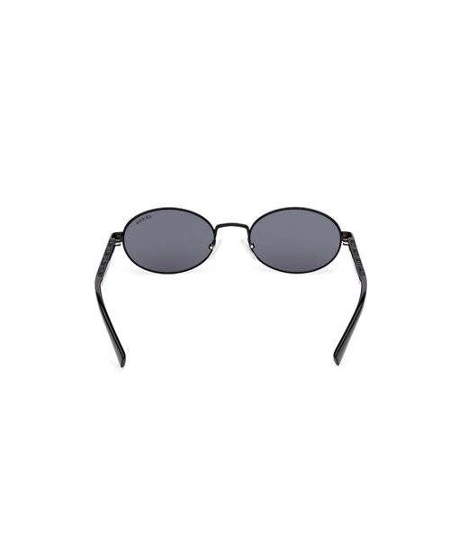 Oval full rim sunglasses