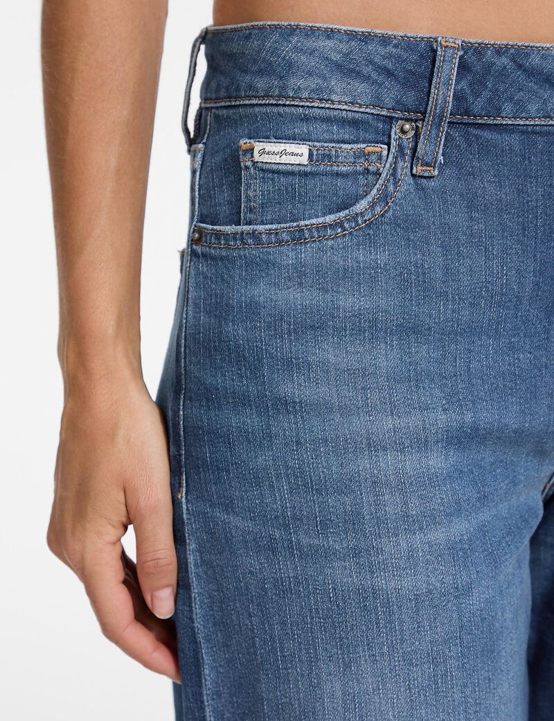 Boyfriend jeans