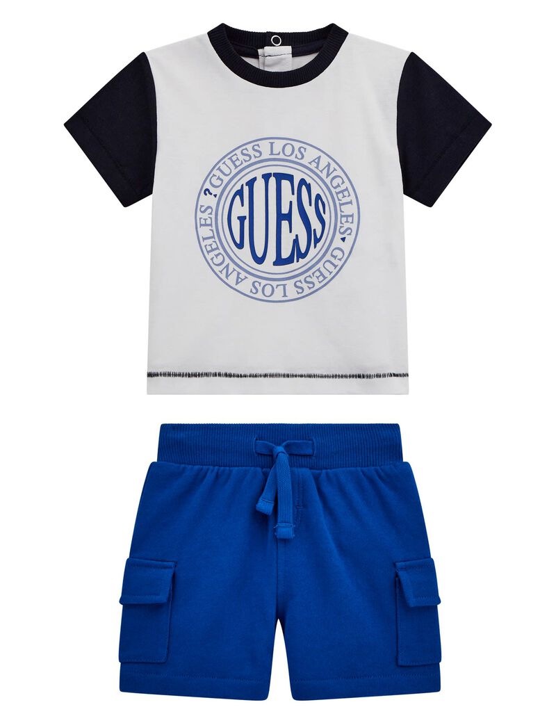 تي شيرت + شورت رياضي