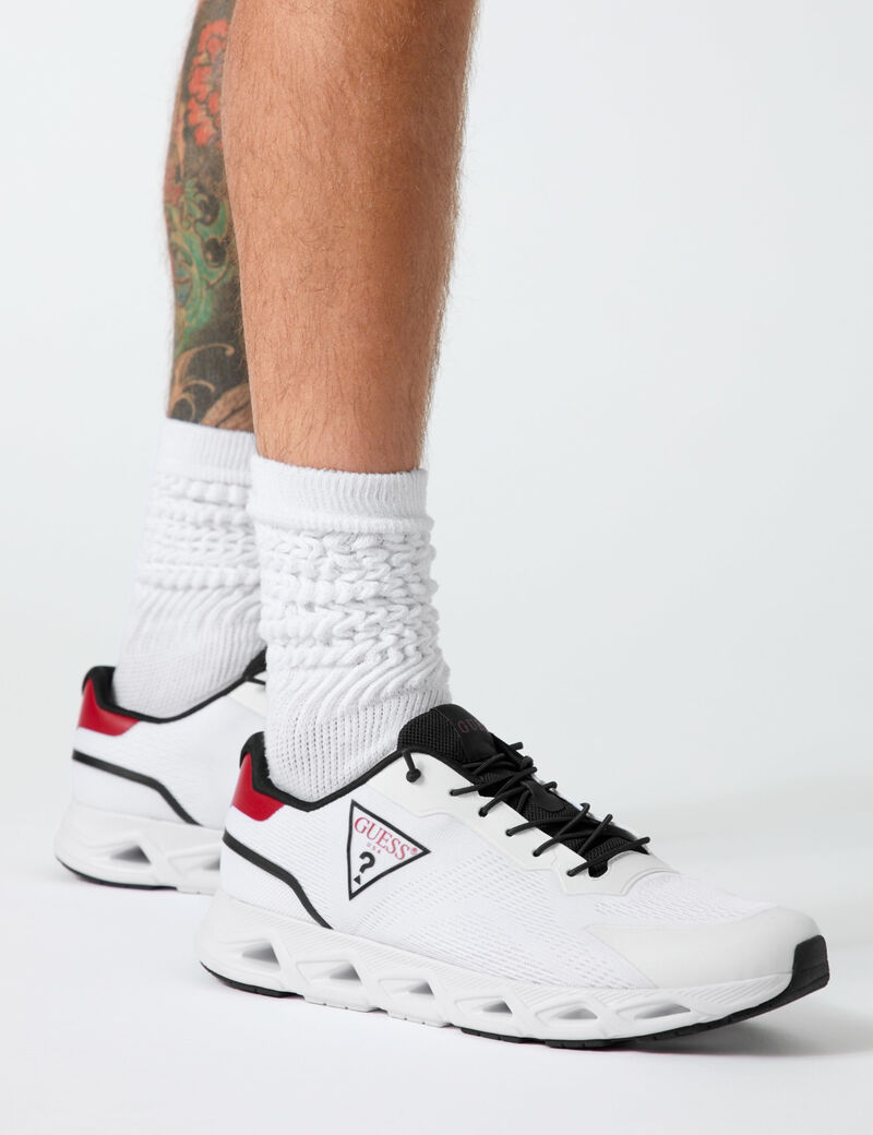 guess ease logo running shoes