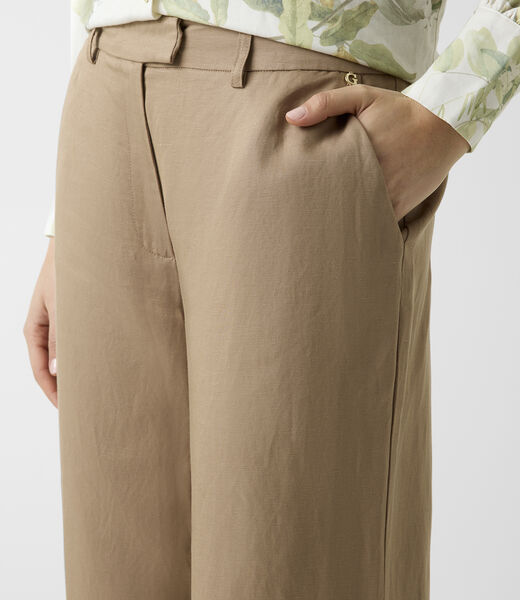 Aila Straight Leg Pants