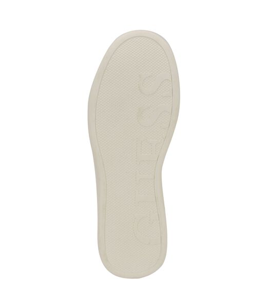 Welli lace-up leather sneaker