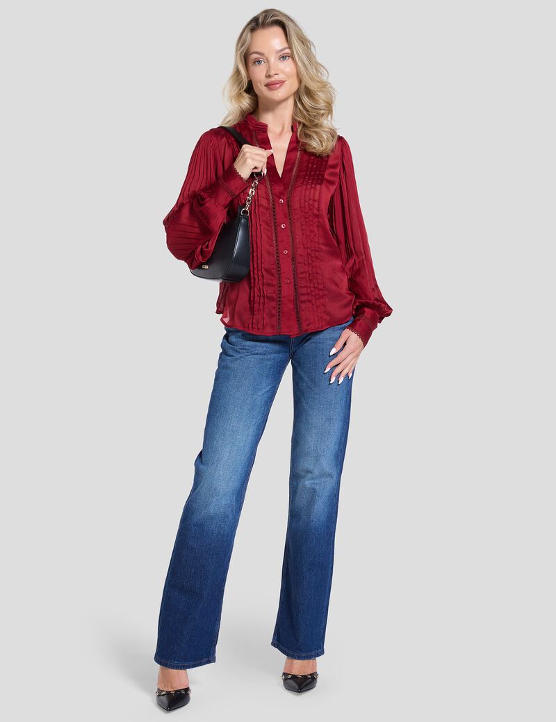 قميص شيفون بفتحة رقبة على شكل حرف V