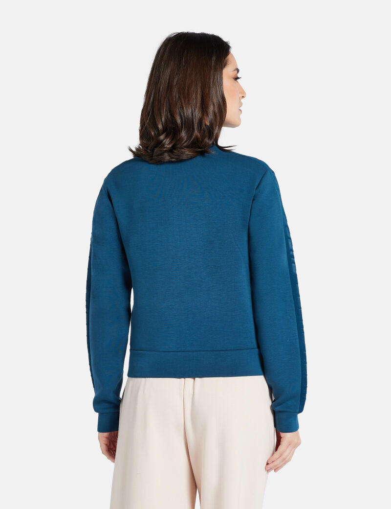 Front zip sweatshirt
