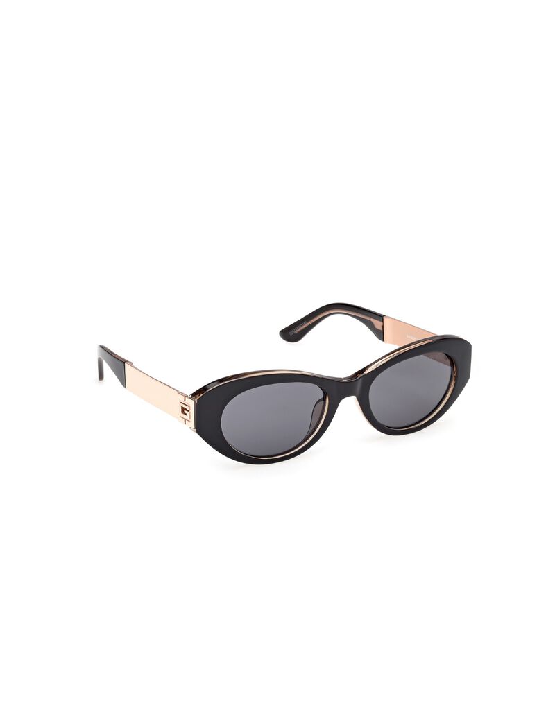 Oval plastic sunglasses
