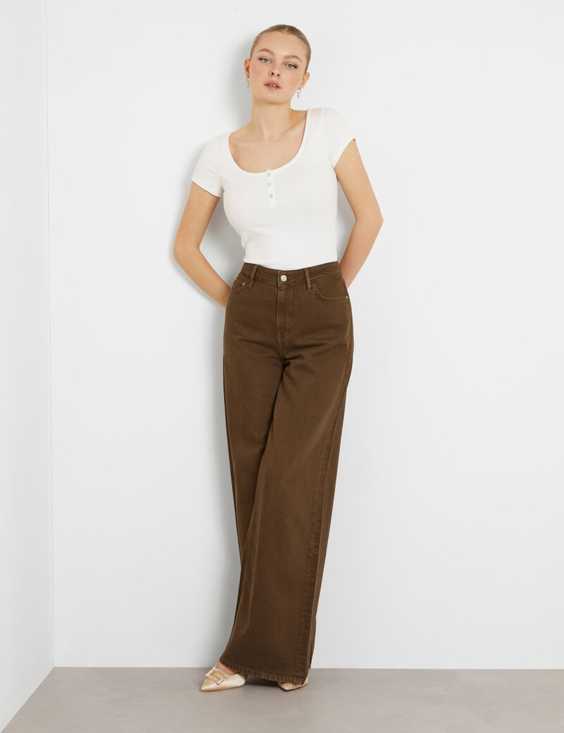 Jewel buttons top