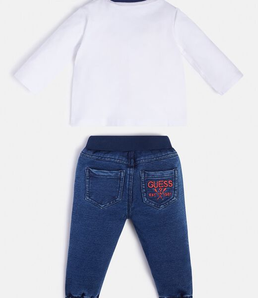 T-Shirt And Pant Set
