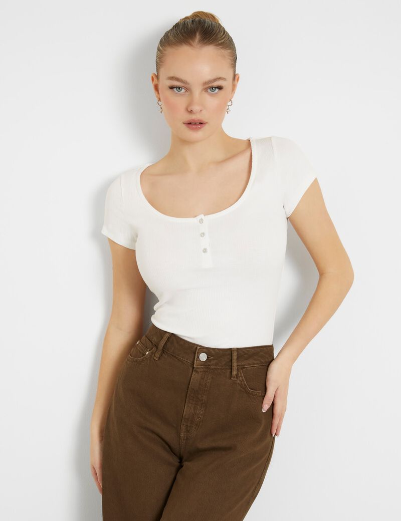 Jewel buttons top