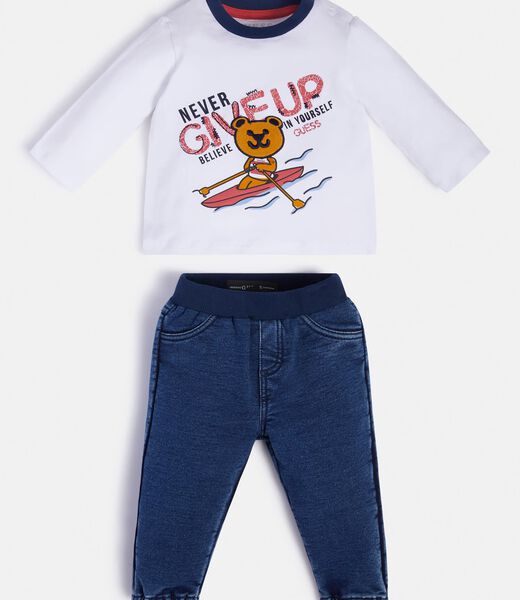 T-Shirt And Pant Set