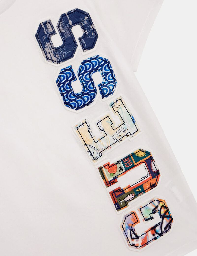 Front logo t-shirt