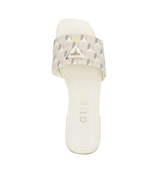 Tamed jet set flat sandals