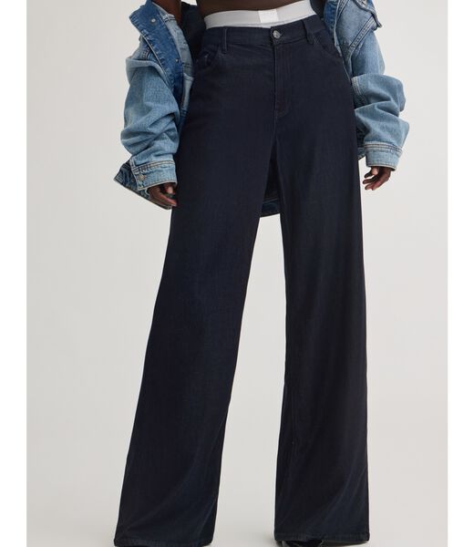 جيس wide loose jeans