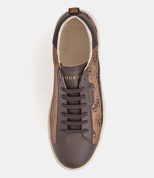 Verona 4G Logo Sneaker
