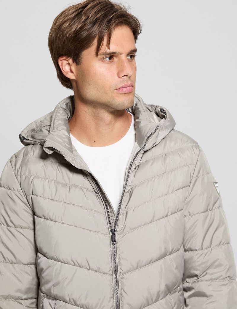 Lightweight puffer jacket