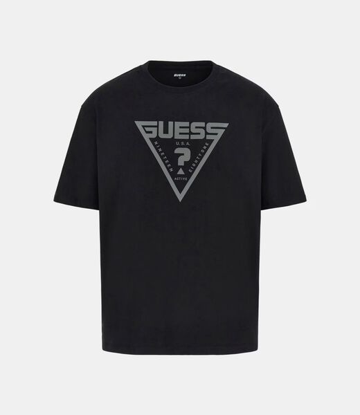 تي شيرت بشعار مثلث