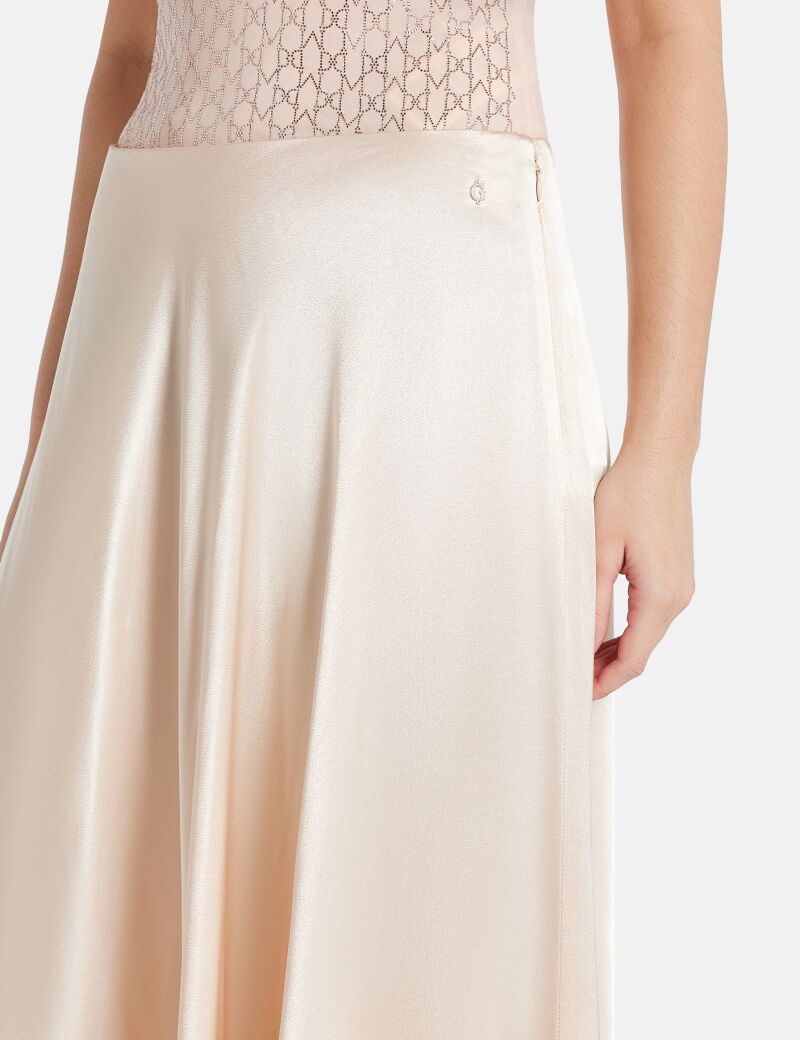 Flouncy long sateen skirt