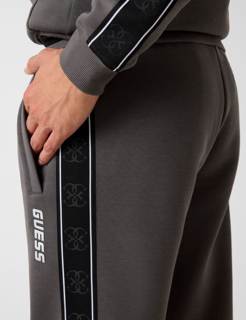 Side logo jogger pant