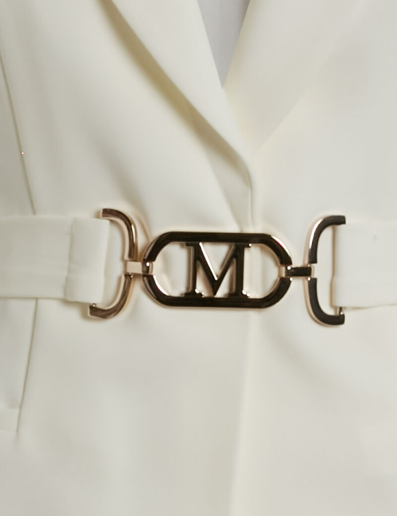 سترة بيكي بحزام