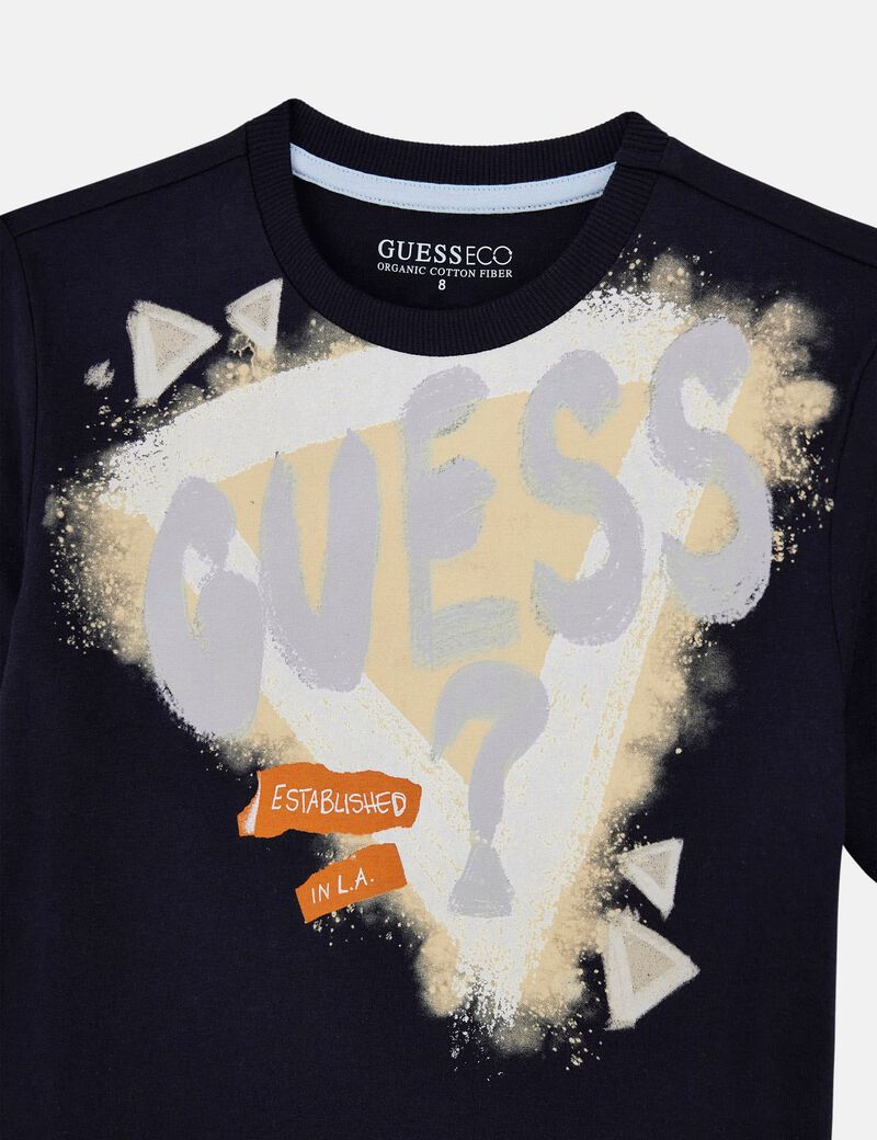 تي شيرت بطبعة شعار الماركة