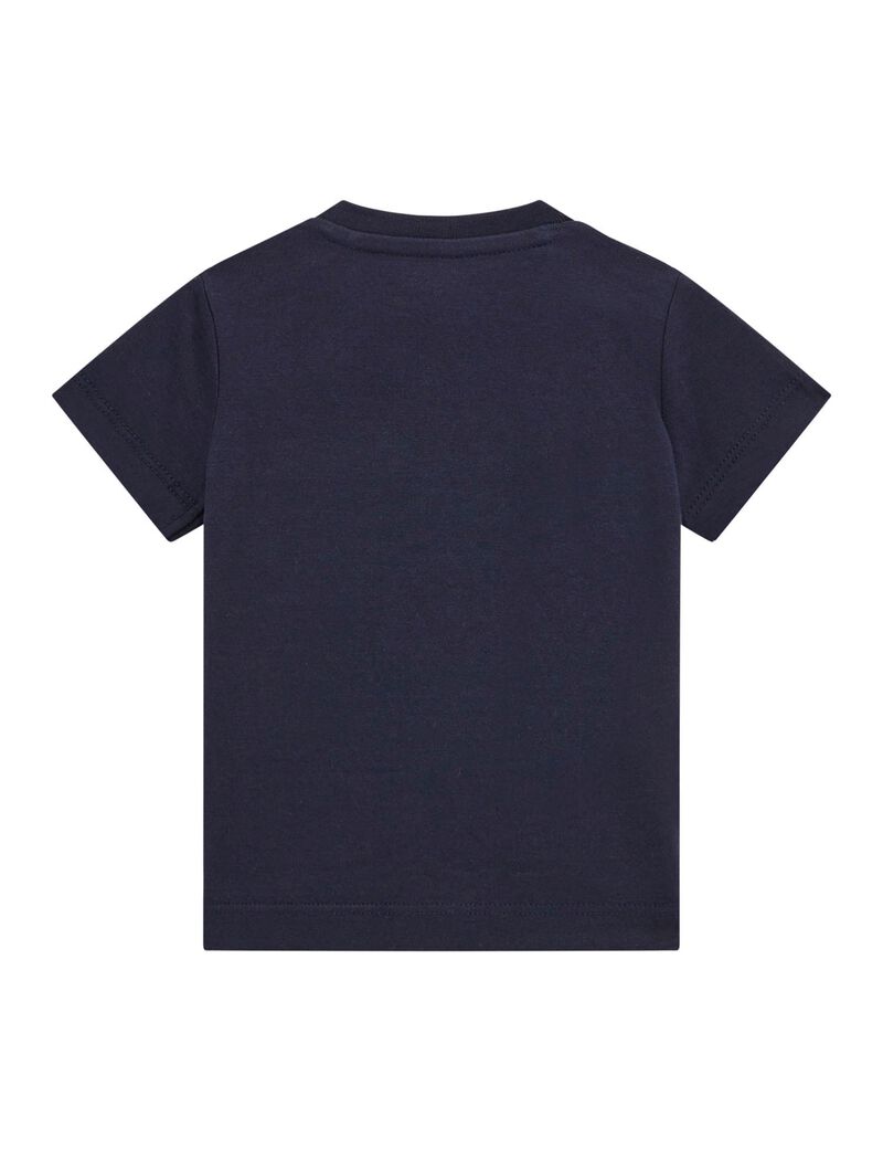 تي شيرت جيب مطرز