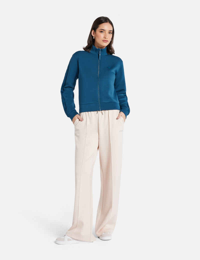 Front zip sweatshirt