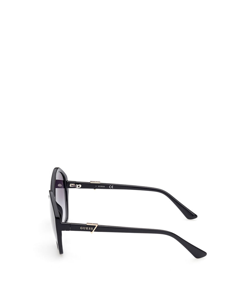 نظارة شمسية بعدسات كبيرة بتصميم هندسي