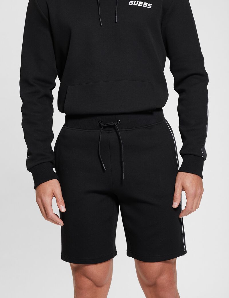 Side logo shorts