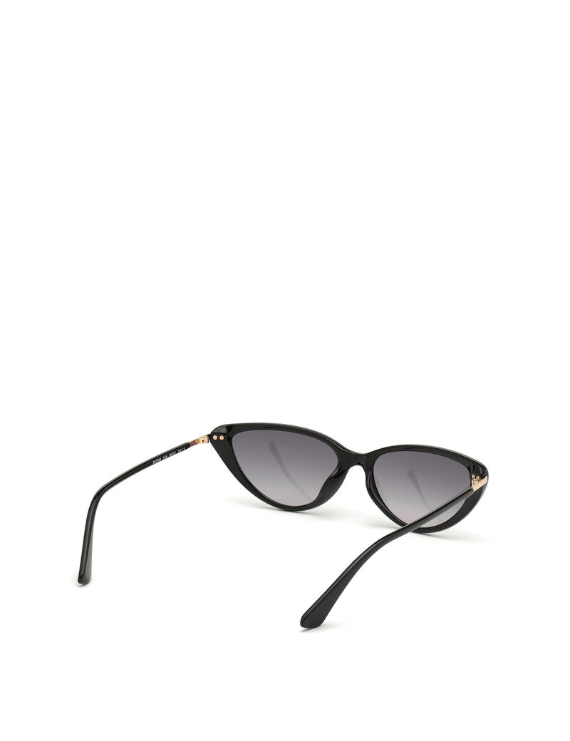 نظارة شمسية بتصميم عين القطة