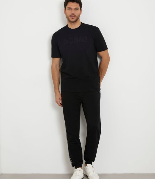 Front logo t-shirt