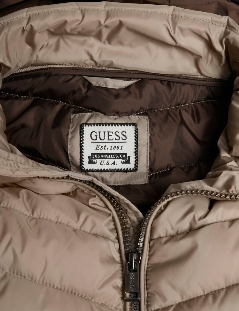 Lightweight puffer jacket