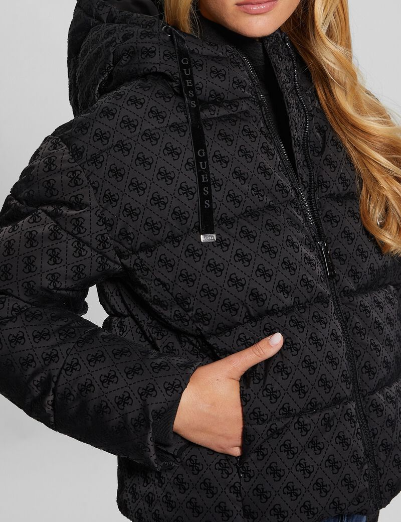 معطف بشعار 4G