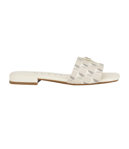 Tamed jet set flat sandals
