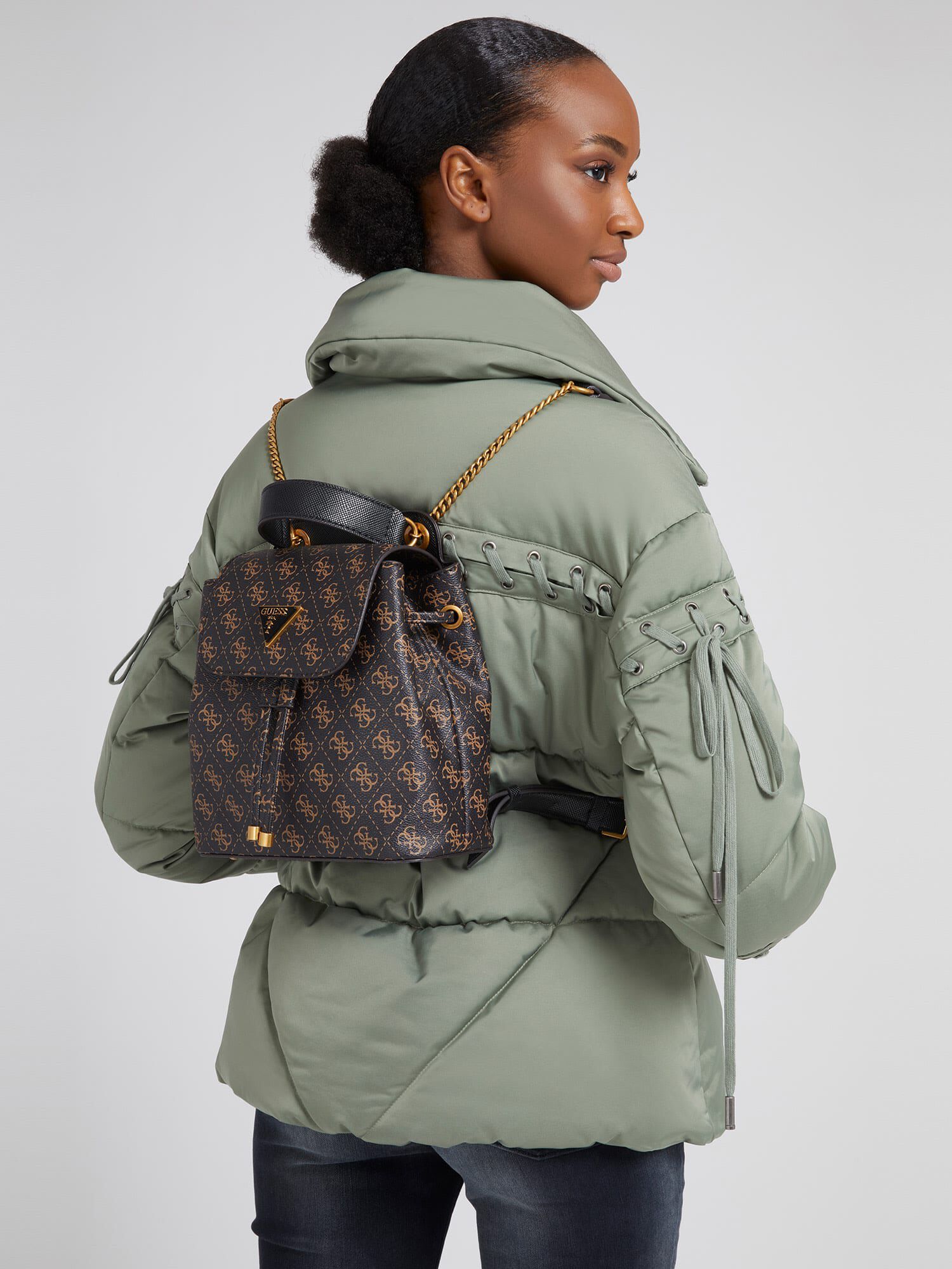 Guess convertible backpack 2025