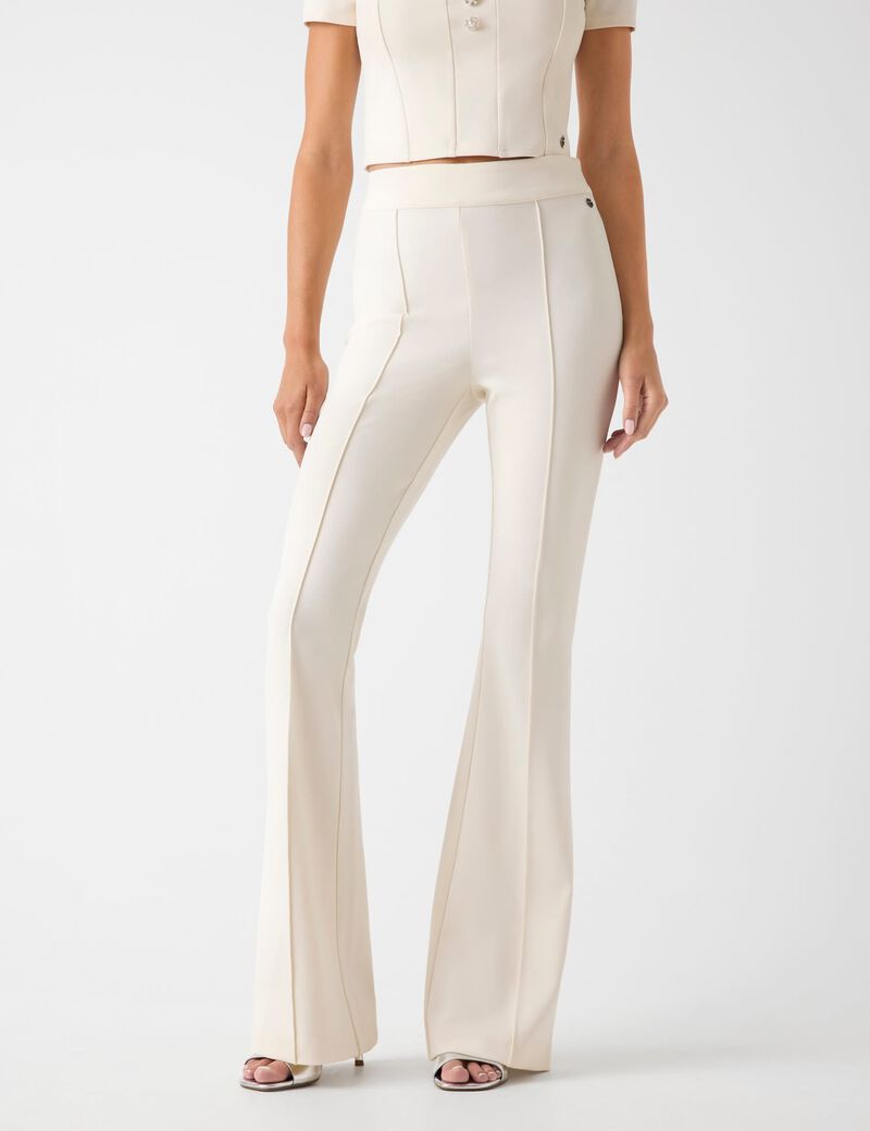 بنطال واسع بخصر مرتفع