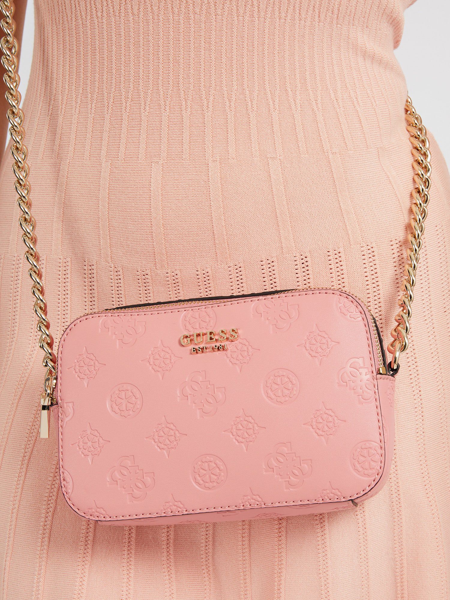 Guess etery camera bag hotsell
