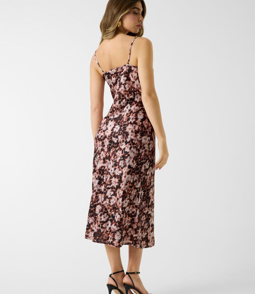 فستان ساتان متوسط ​​الطول