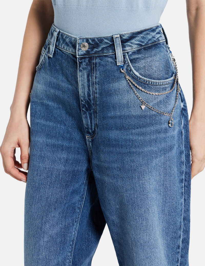 Mom Jean