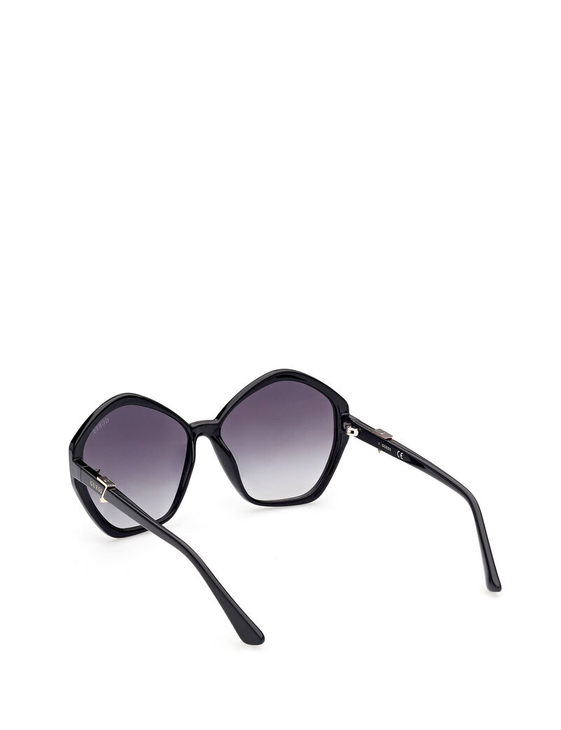 نظارة شمسية بعدسات كبيرة بتصميم هندسي