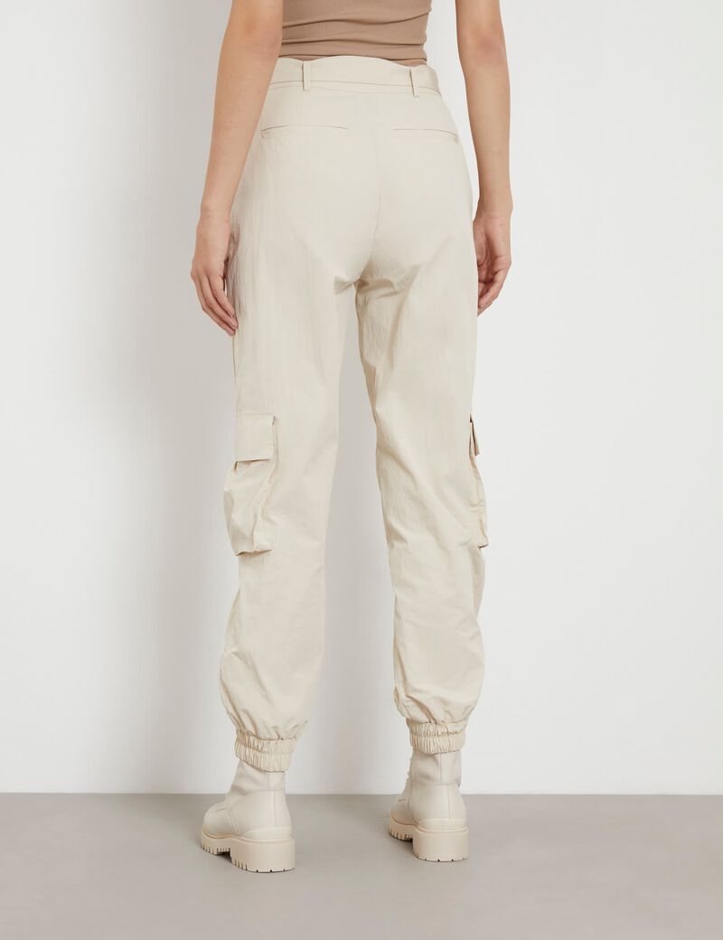 Mid Rise Cargo Pant
