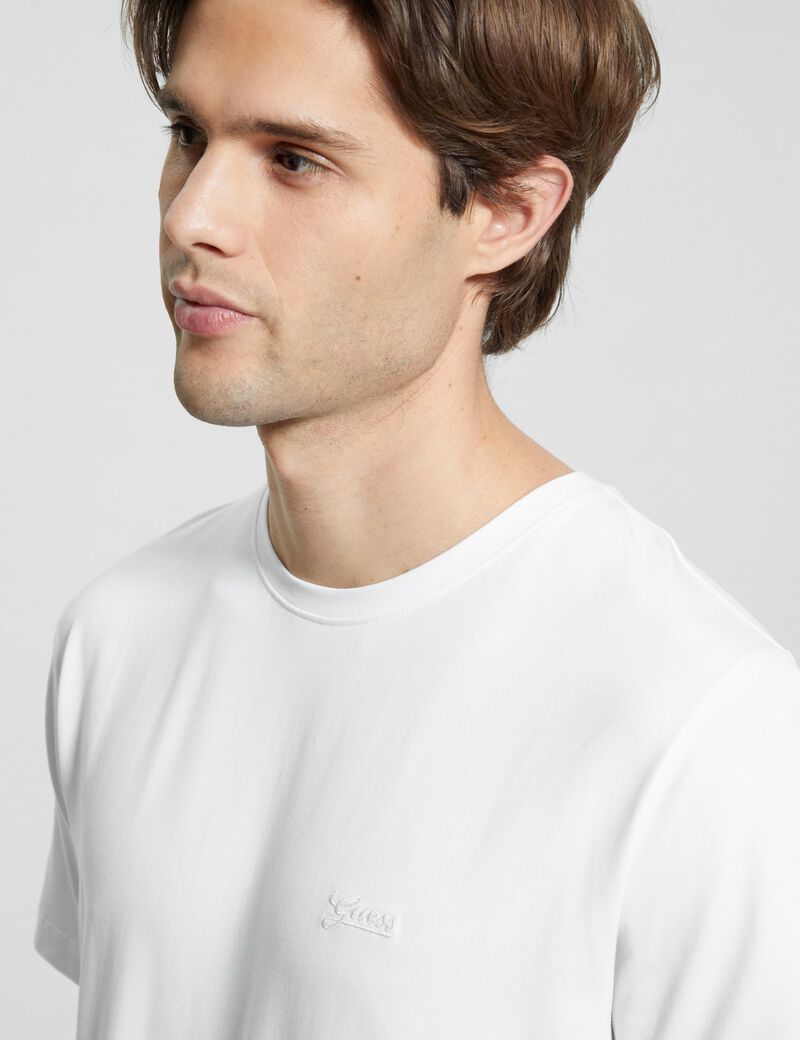 Embroidered logo t-shirt